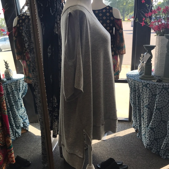 Grey Cold Shoulder Tunic with Side Split - Picture 2 of 2